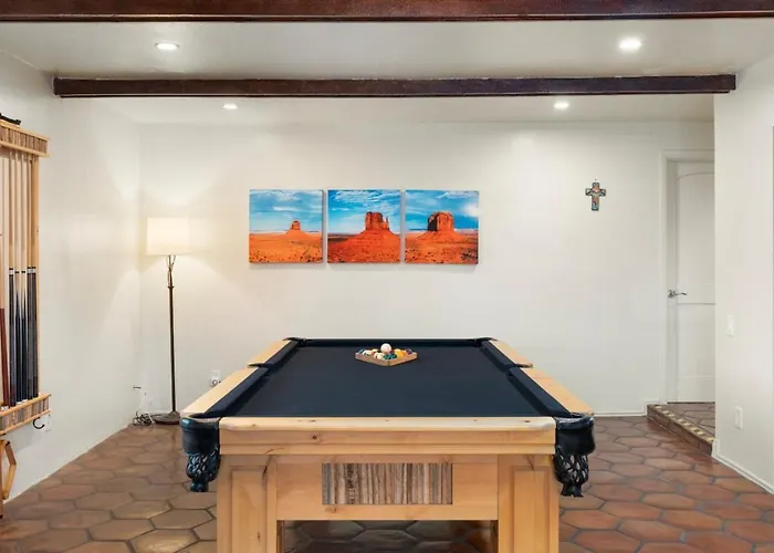Holiday home Luxury 3br Heated Pool, Tennis, Games And Bbq