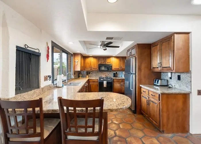 Luxury 3br Heated Pool, Tennis, Games And Bbq