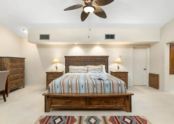 Luxury 3br Heated Pool, Tennis, Games And Bbq Phoenix