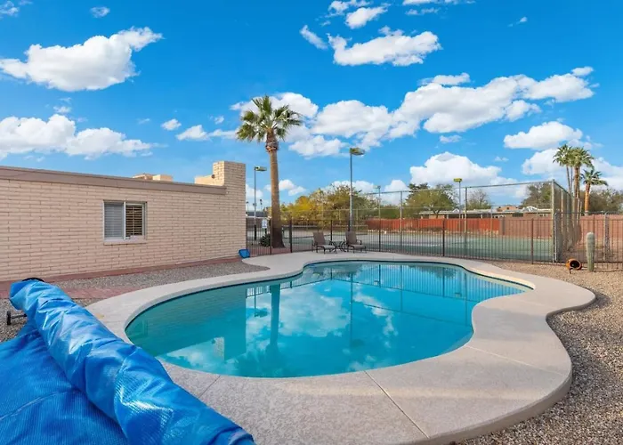 Luxury 3br Heated Pool, Tennis, Games And Bbq Phoenix