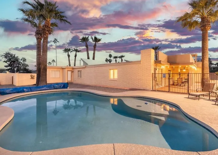 Holiday home Luxury 3br Heated Pool, Tennis, Games And Bbq