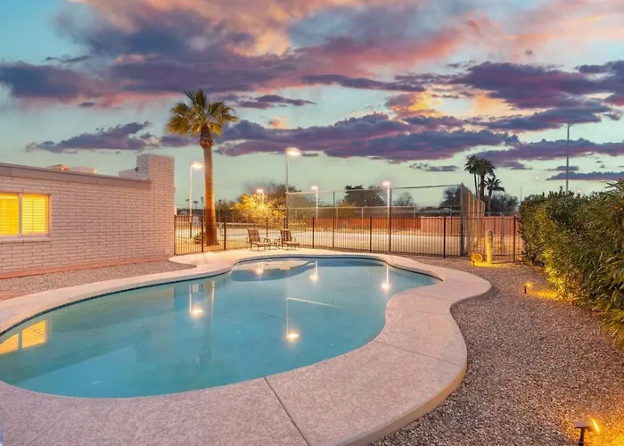 Holiday home Luxury 3br Heated Pool, Tennis, Games And Bbq